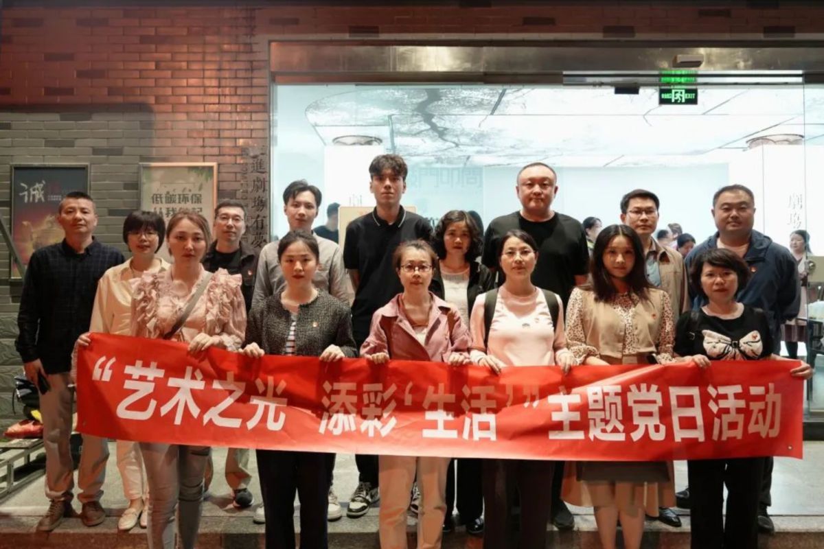 https://img.xiumi.us/xmi/ua/2zOUL/i/b8d768a818055b05c14b505a8b9e3adc-sz_142162.jpg
